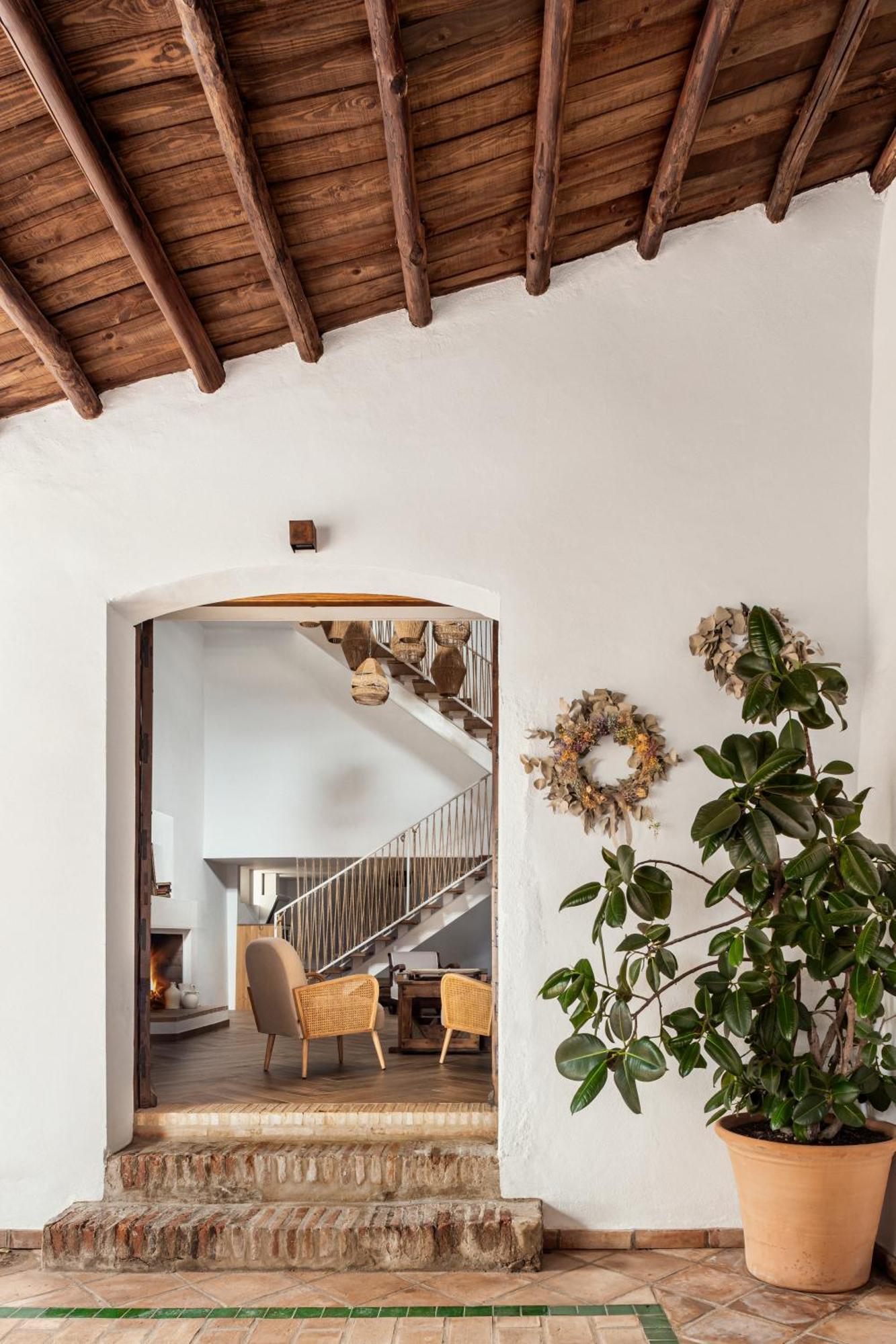 Apartamentos Turisticos El Patio Del Nogal Guadalupe  Esterno foto